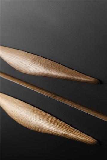 Furnipart - Manta - greb i træ valnød lakeret CC224mm L342mm B28mm H27mm