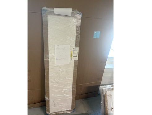 Hvid kompaktlaminat - 10 mm - 162x49 cm - farve BP704