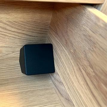 Just Wood stikkontakt til montering i skuffe eller skab - Sort