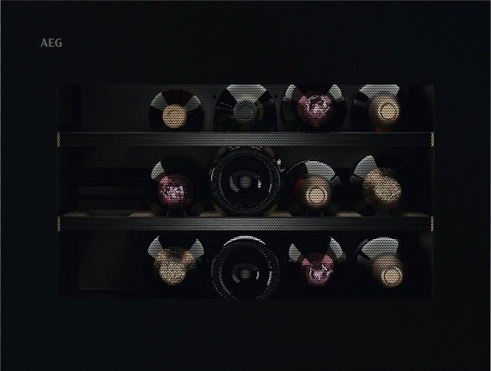 Indbygnings vinskab - AEG 8000 - NKW8P21KAB