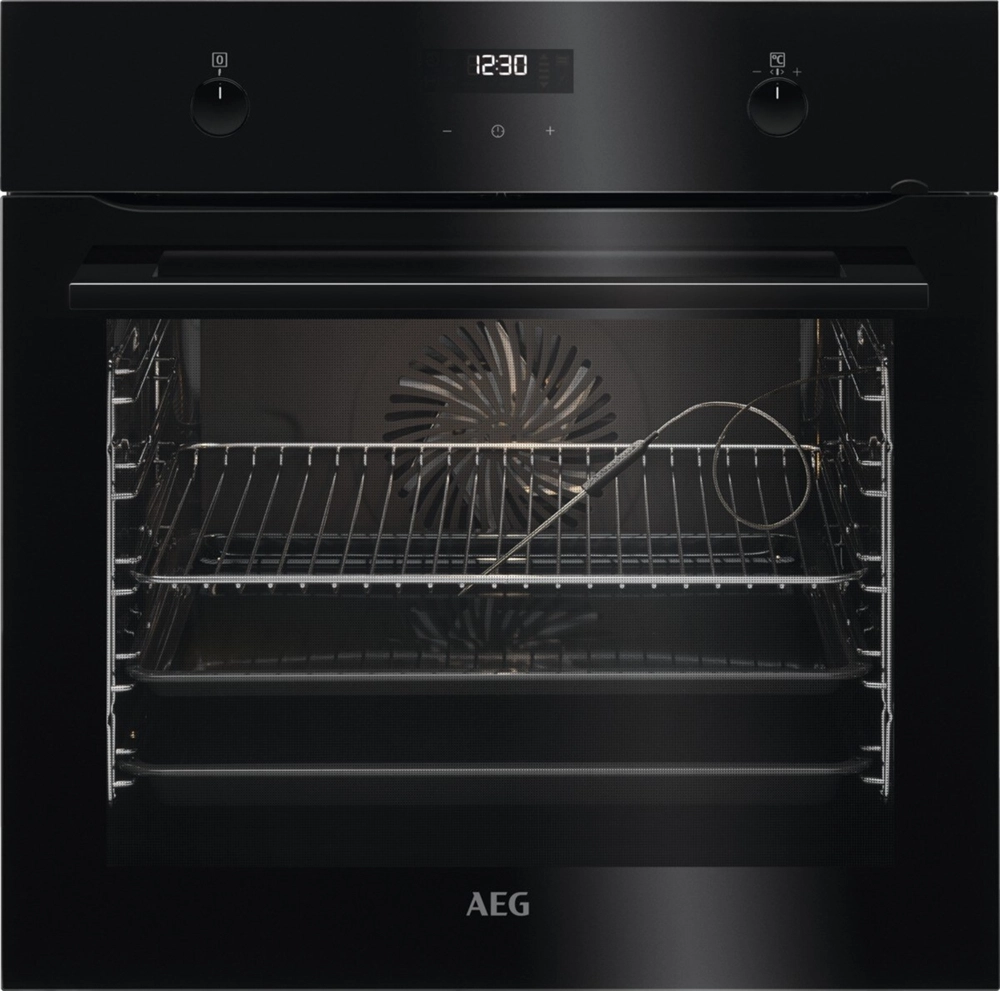 Indbygningsovn med katalyse - Steambake - AEG 6000 - BCK456220B