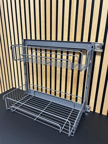 Rengøringsudtræk til skab