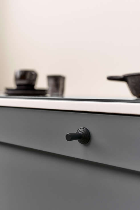 Furnipart - Motion Knob - greb i støbejern