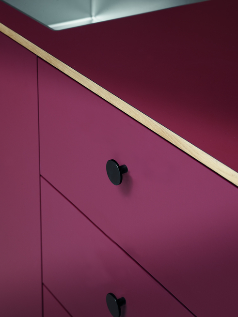 Furnipart - Plato - greb i Aluminium Børstet mat sort H24,3mm Ø42mm