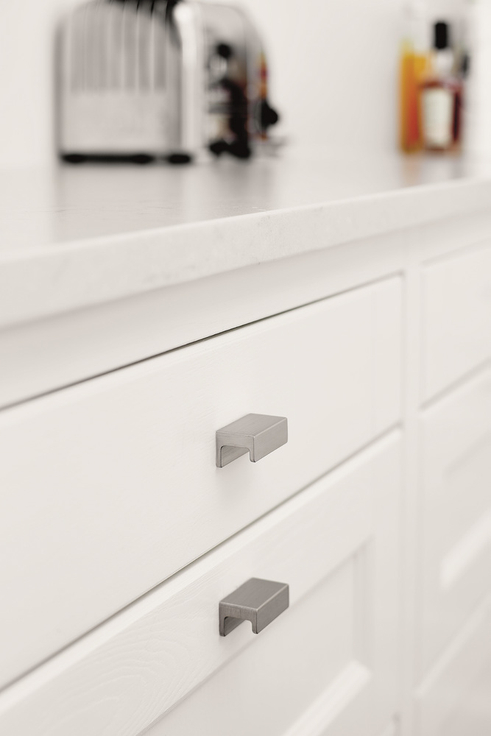 Furnipart - Station Knob - greb i aluminium inox look CC32mm L44mm B22mm H2