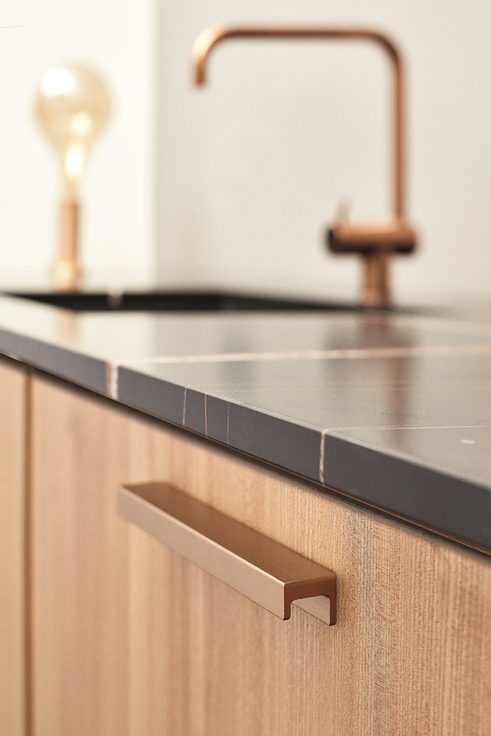 Furnipart - Station Handle - greb i aluminium