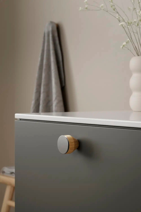 Furnipart - Melura - greb i rustfrit stål og eg