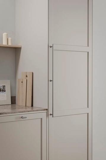 Furnipart - Villa Long - greb i aluminium antik brun CC2x320mm L690mm H34mm