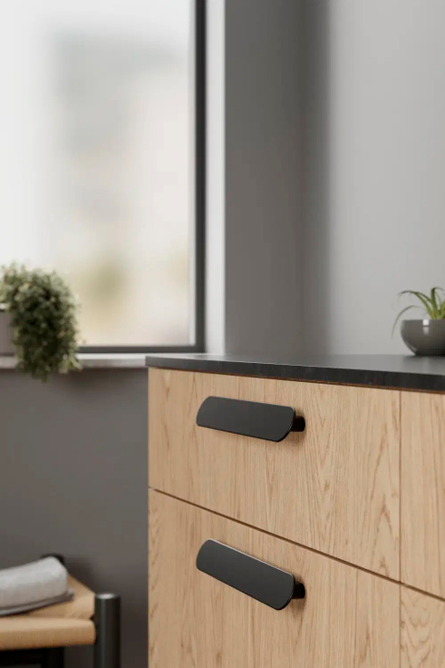 Furnipart - Miro - greb i zink mat sort CC160mm L190mm B30mm