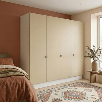 Garderobeskab med 4 låger i sand 240 cm fra Kitchn med Plano Sand front