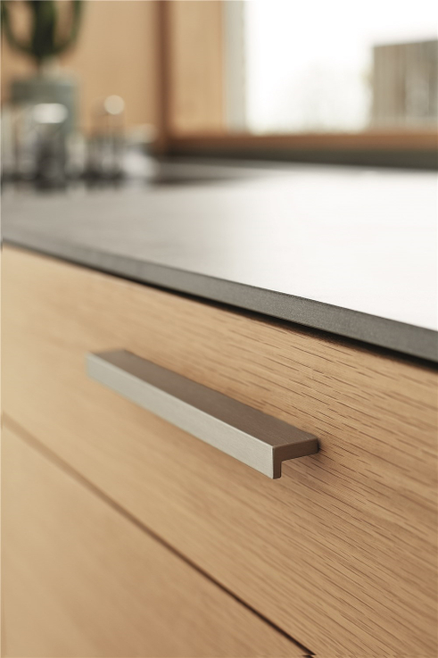 Furnipart - Loop - greb i aluminium